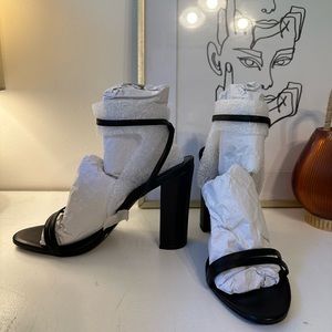 NWT Steve Madden Candid Black Leather 4 inch Heels